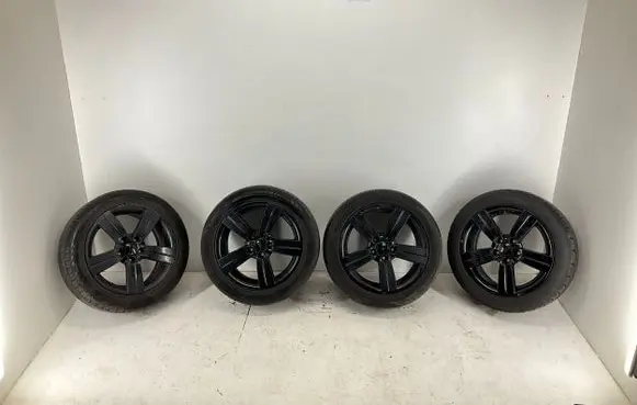 R17 alloy rim