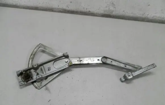 Opel Corsa B Front door manual window regulator 