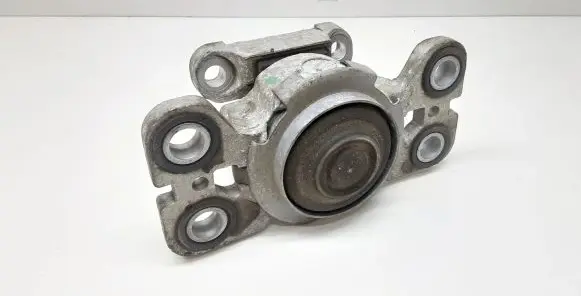 Volvo XC60 Engine mount bracket 8G9N7M121AB