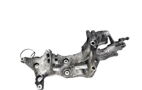 Audi A6 S6 C7 4G Generator/alternator bracket 04L903143B