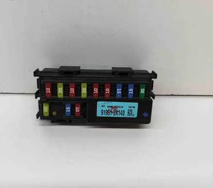 Hyundai i40 Fuse module 919513X140