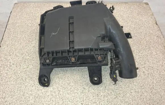 Citroen DS4 Air filter box 9806561080 9677093080