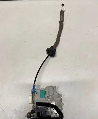 Audi A3 S3 8V Front door lock 8X1837016A