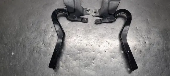 Renault Clio IV Engine bonnet/hood hinges 654011958R