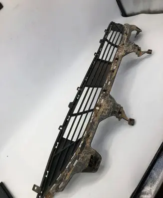 Hyundai Tucson IV NX4 Front bumper lower grill 86531n7020