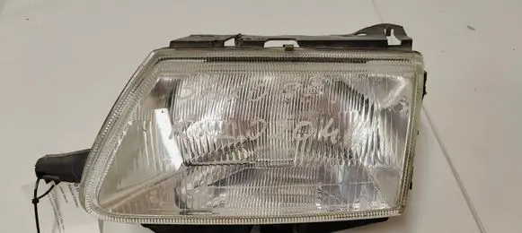 Citroen Saxo Headlight/headlamp 471302 PA66GF30