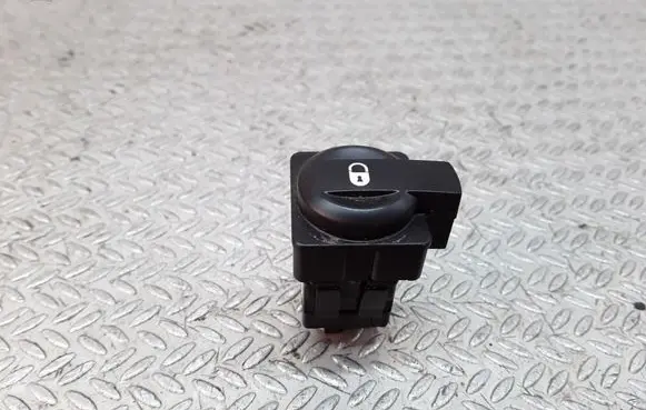 Citroen C4 I Central locking switch button 96476626XT