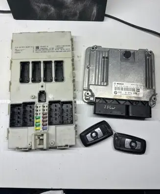 BMW 3 F30 F35 F31 Engine ECU kit and lock set 0281019679 8573258 9314237