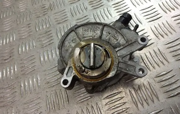 BMW X5 F15 Vacuum pump