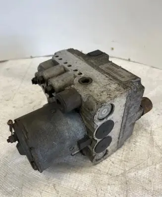Volkswagen Transporter - Caravelle T4 ABS Pump 703907379A 6620112 0273004098