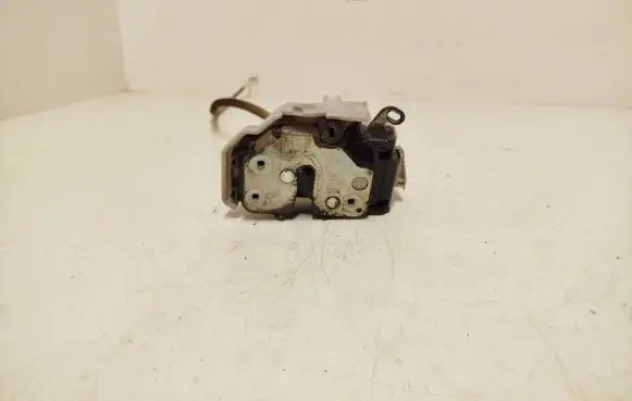 Fiat Bravo Front door lock 51798290