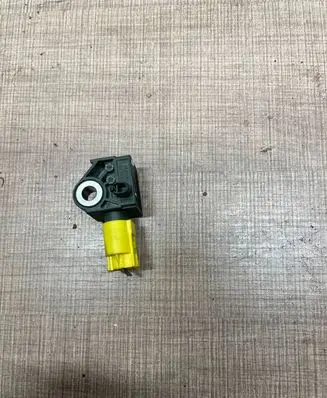 Mercedes-Benz E W212 Airbag deployment crash/impact sensor A1729056000 5WK44192
