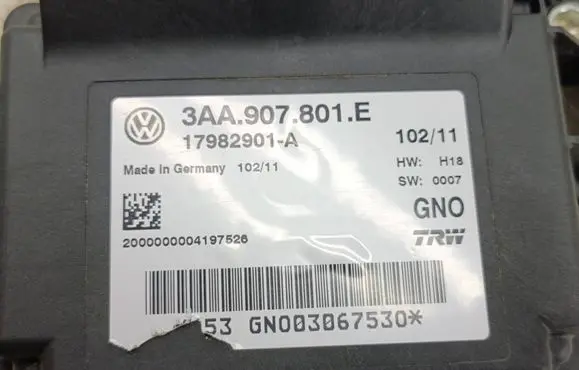 Volkswagen PASSAT CC Hand brake control module 3AA907801E 17982901A GN003067530