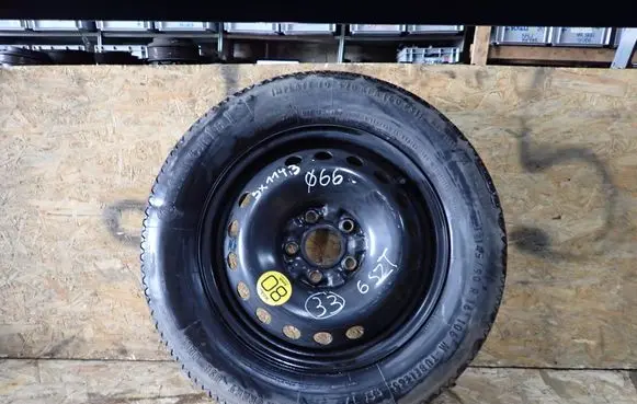 Nissan Qashqai R16 spare wheel