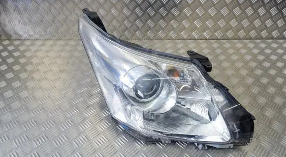 Toyota Avensis T270 Headlight/headlamp 8113005310 8113005311 8113005312