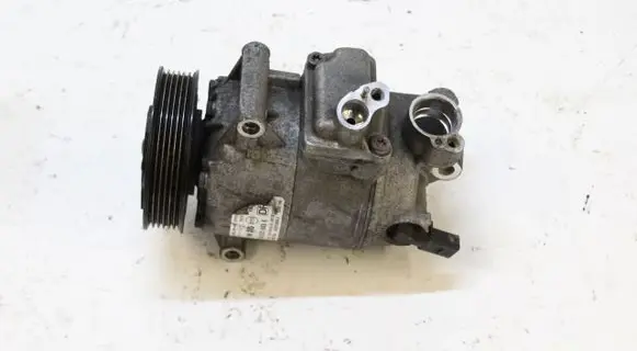 Volkswagen PASSAT B7 Air conditioning (A/C) compressor (pump) 5N0820803E5749493