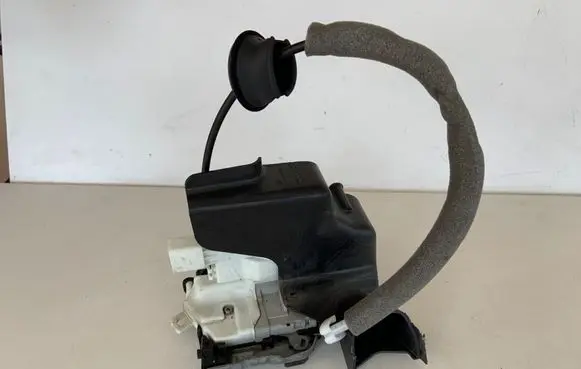 Audi A3 S3 8V Front door lock 8X1837015C 8V5837349