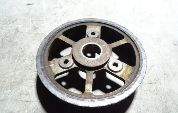 Audi A6 S6 C5 4B Camshaft pulley/ VANOS 059109111F