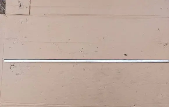 Volkswagen PASSAT B6 Front door trim (molding) 3C0853516C