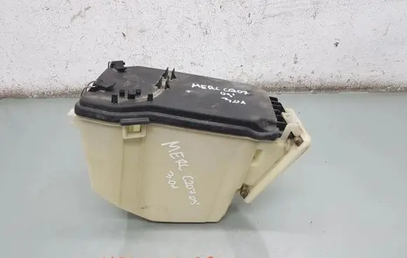 Mercedes-Benz CLK C207 A207 Fuse box set