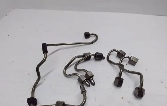 BMW 5 F10 F11 Fuel injector supply line/pipe 