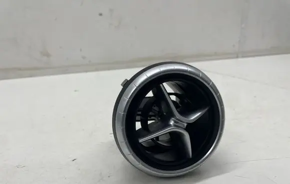 Mercedes-Benz CLA C117 X117 W117 Dashboard side air vent grill/cover trim A1178300554