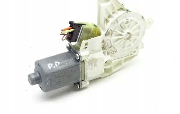 Mercedes-Benz ML W164 Front door window regulator motor A2518200842