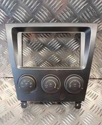 Subaru Impreza II Climate control unit 72311FE080 A0200068A02000