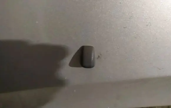 Windshield washer spray nozzle