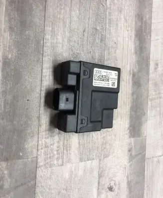 Audi A6 S6 C7 4G Reducing agents exhaust control unit 4G0907160B 4G0907160A