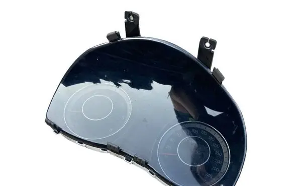 Hyundai i40 Speedometer (instrument cluster) 9401132006 11002744010H