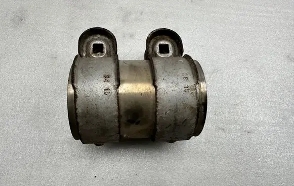 Audi A8 S8 D4 4H Muffler pipe connector clamp 1K0253141N 1K0253141