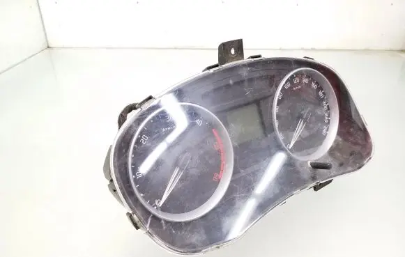 Skoda Fabia Mk2 (5J) Speedometer (instrument cluster) 5J0920811C
