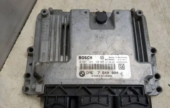 Mini One - Cooper Coupe R56 Engine control unit/module 0261S04160 7640004 030101886