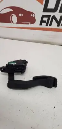 Volkswagen Phaeton Accelerator throttle pedal 6PV00802629 3D1721503H F30007801