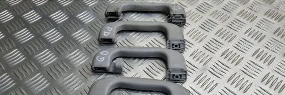Opel Vectra C A set of handles for the ceiling 317382836