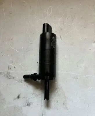 BMW 1 F20 F21 Windscreen/windshield washer pump 67637217792