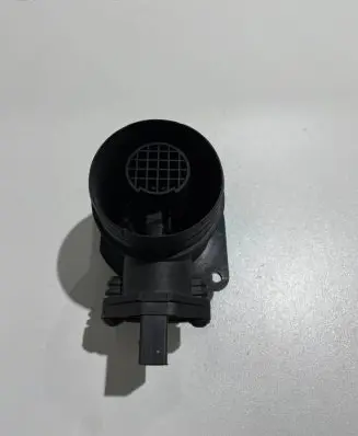 Volkswagen Golf V Mass air flow meter 0281002531
