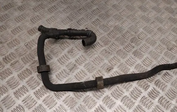 Mercedes-Benz GL X166 Engine coolant pipe/hose A1665007975