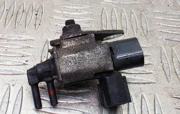 Mitsubishi ASX Turbo solenoid valve K5T46494