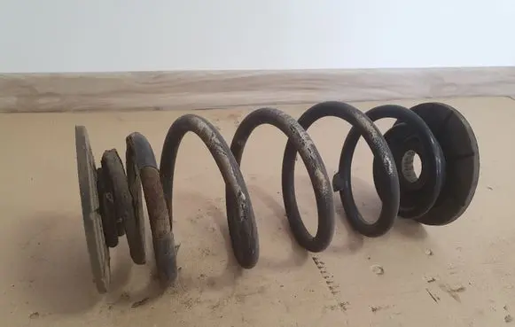 Opel Astra J Rear coil spring