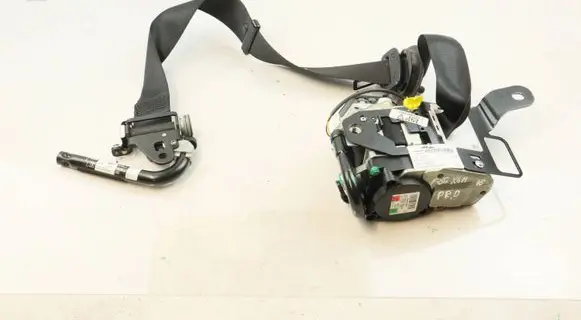 BMW X6M F86 Front seatbelt 7384678 72117384678 7321292