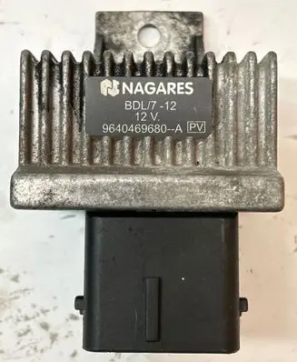 Nissan Qashqai Glow plug pre-heat relay 9640469680A