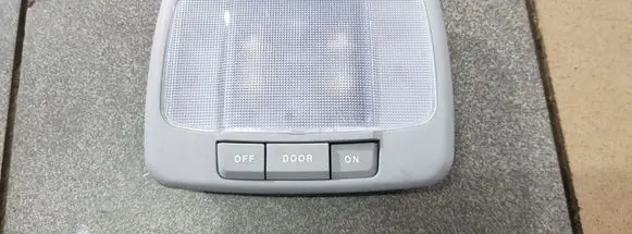 Hyundai Terracan Front seat light