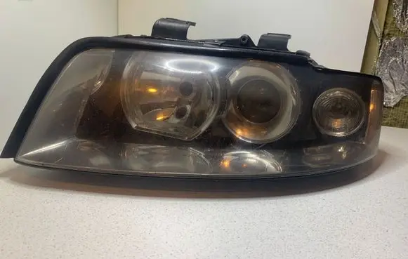 Audi A6 S6 C6 4F Headlight/headlamp 89309150 8E0941003S