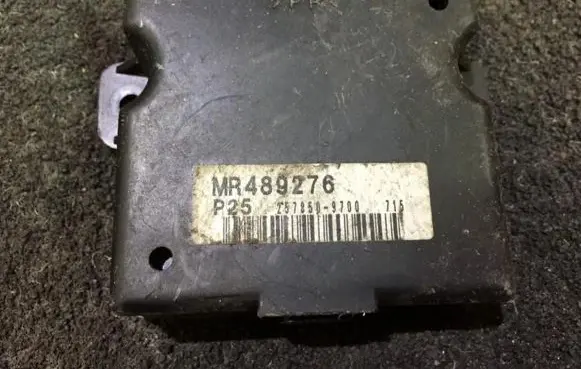 Mitsubishi Space Wagon Other control units/modules mr489276 257850-9700