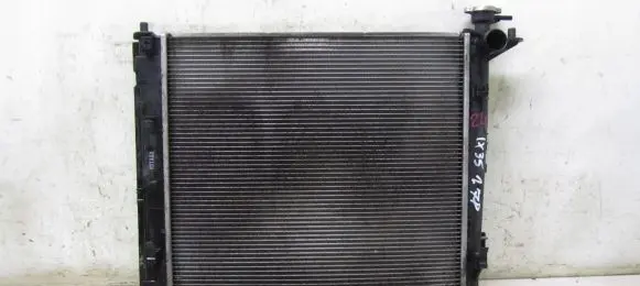Hyundai ix35 Coolant radiator