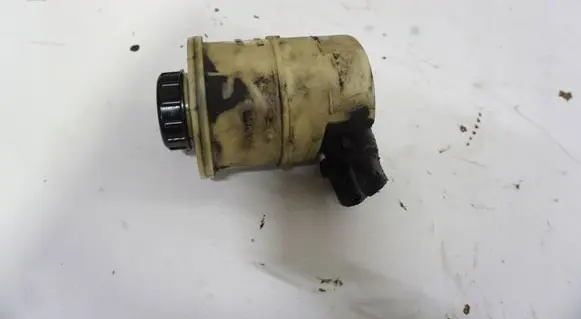 Dacia Duster Power steering fluid tank/reservoir 