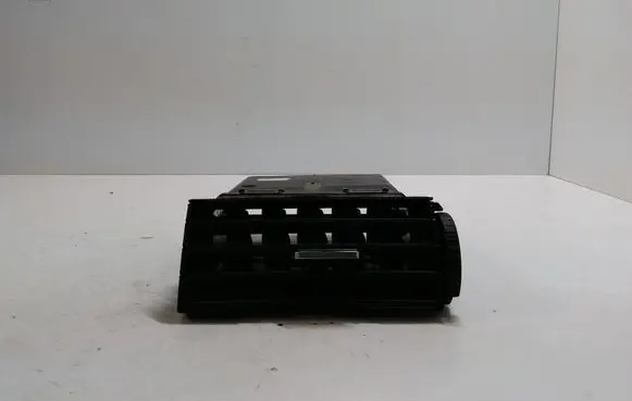 Ford Focus C-MAX Dash center air vent grill 3M51R014L21BC