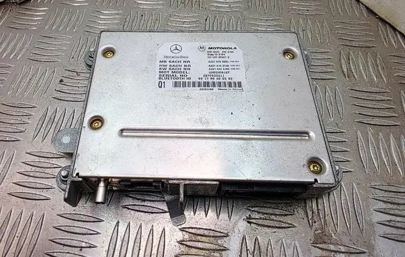 Mercedes-Benz S W221 Bluetooth control unit module A2218708685